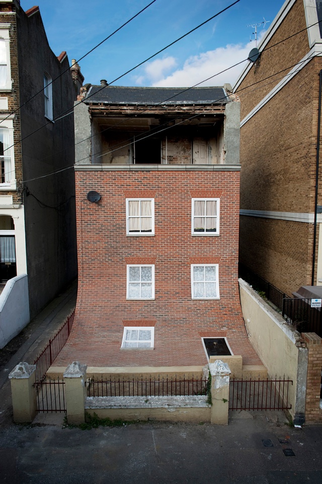 from the knees of my nose to the belly of my toes alex chinneck 3